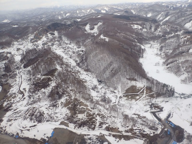 Image of 胆振東部地震に起因した崩壊地での緑化試験 7